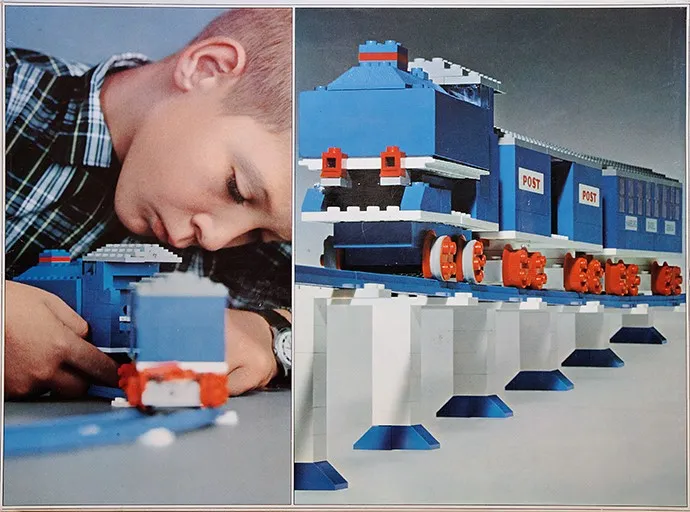 LEGO 113-2 Motorized Train Set