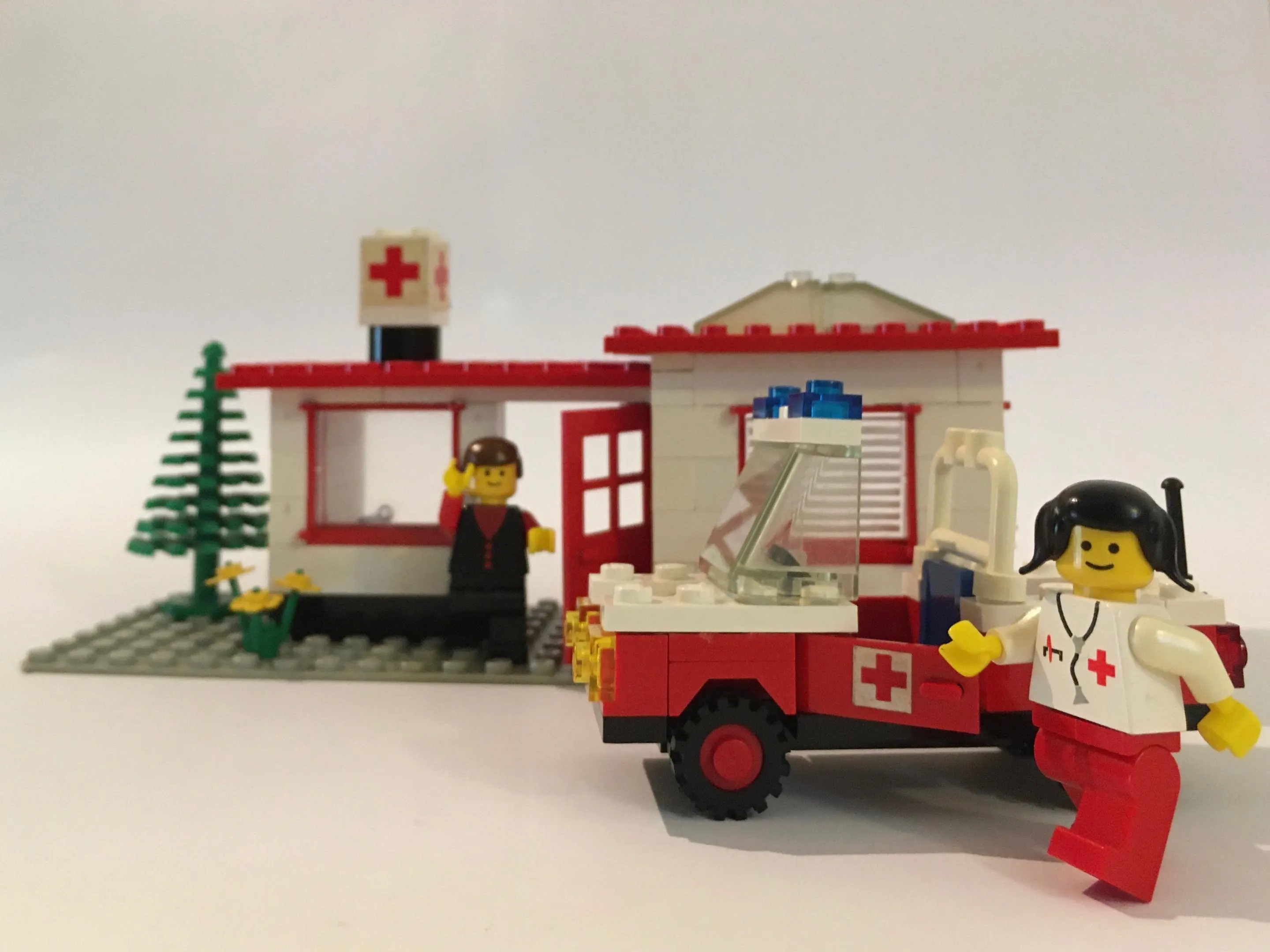 LEGO 6364-1 Paramedic Unit