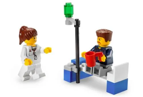 LEGO 4936-1 Doc & Patient