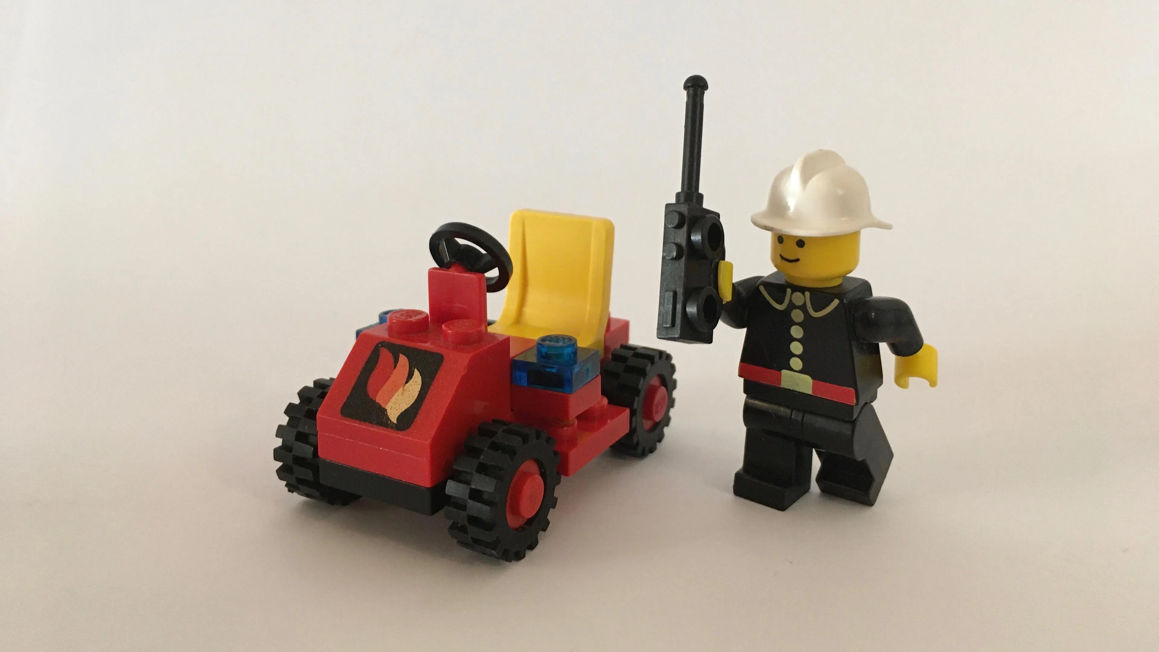 LEGO 6611-1 Fire Chief's Car
