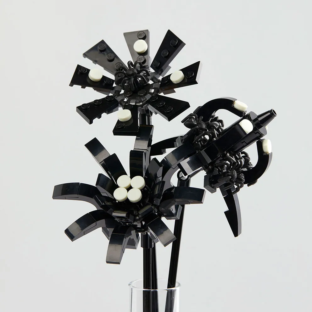 LEGO EG00145-1 Black Spiders Flower Pack