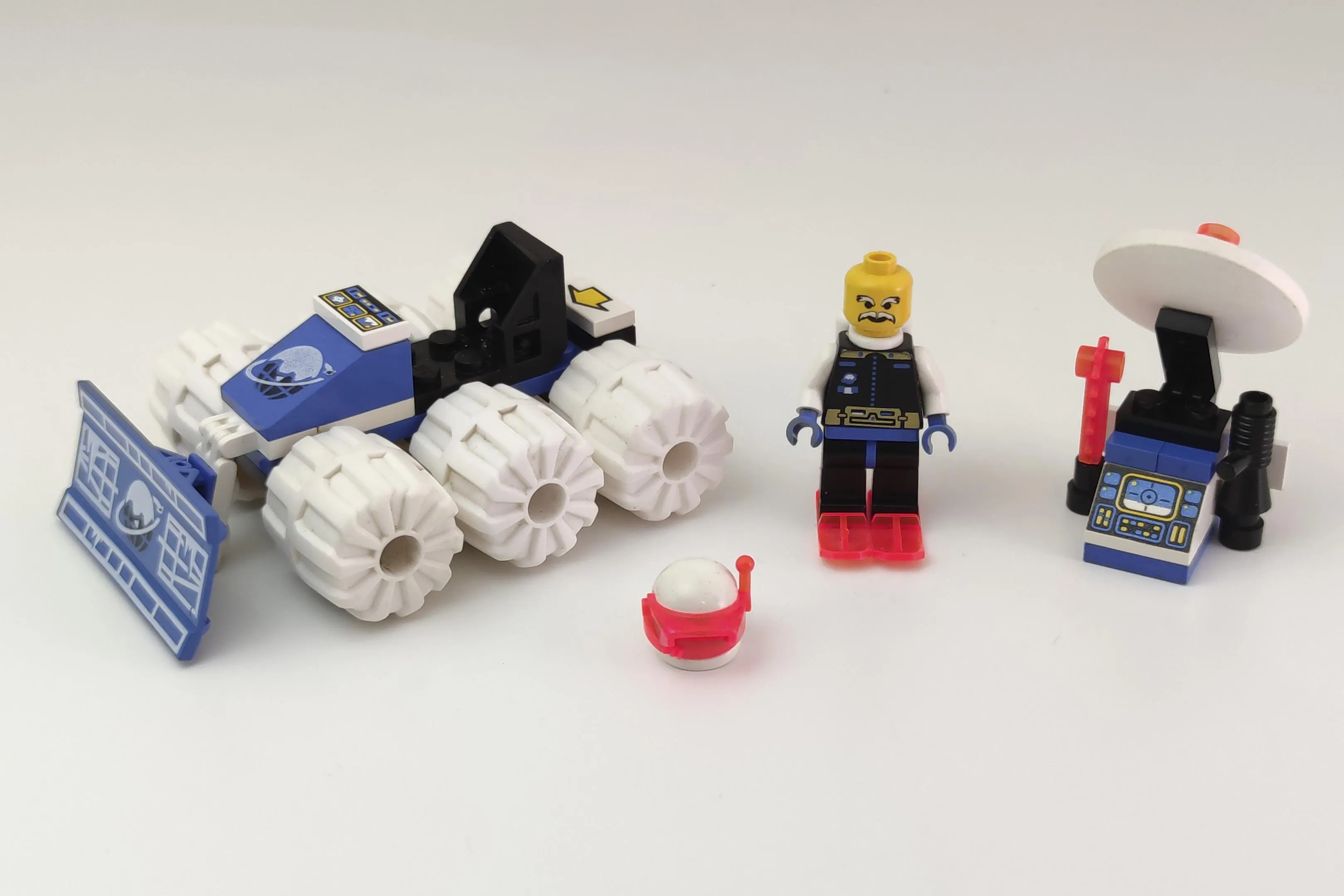 LEGO 1704-1 Ice Planet Satellite Plough