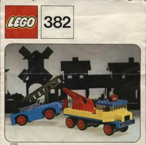 LEGO 382-1 Breakdown Truck and Car