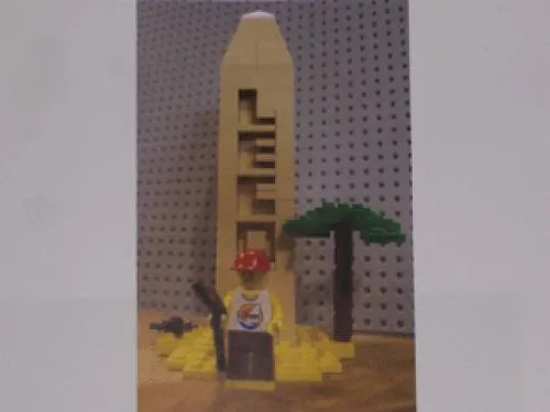LEGO llca35-1 Obelisk (LLCA Ambassador Pass Exclusive)