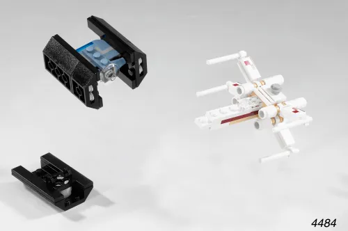 LEGO 4484-1 X-wing Fighter & TIE Advanced