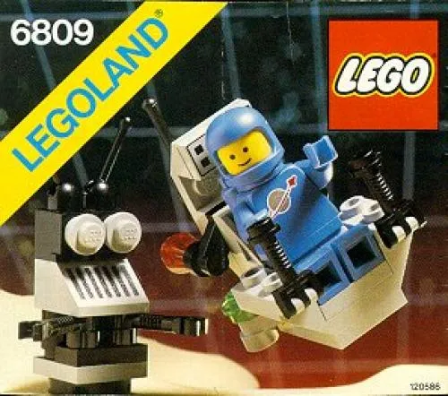LEGO 6809-1 XT-5 and Droid