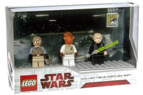 LEGO COMCON005-1 Collectible Display Set 2