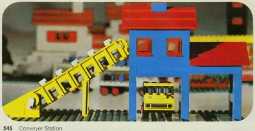 LEGO 545-2 Conveyor Station