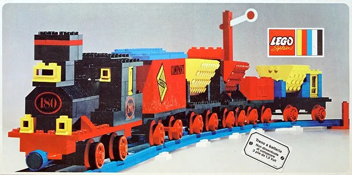 LEGO 180-1 Train with 5 Wagons and Circle of Track