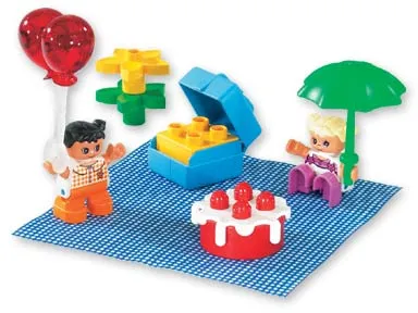 LEGO 3605-2 Birthday Party (Explore)