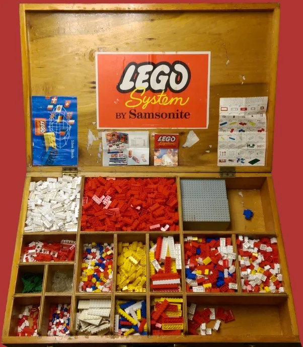 LEGO 7100-1 Samsonite Large Educational Set